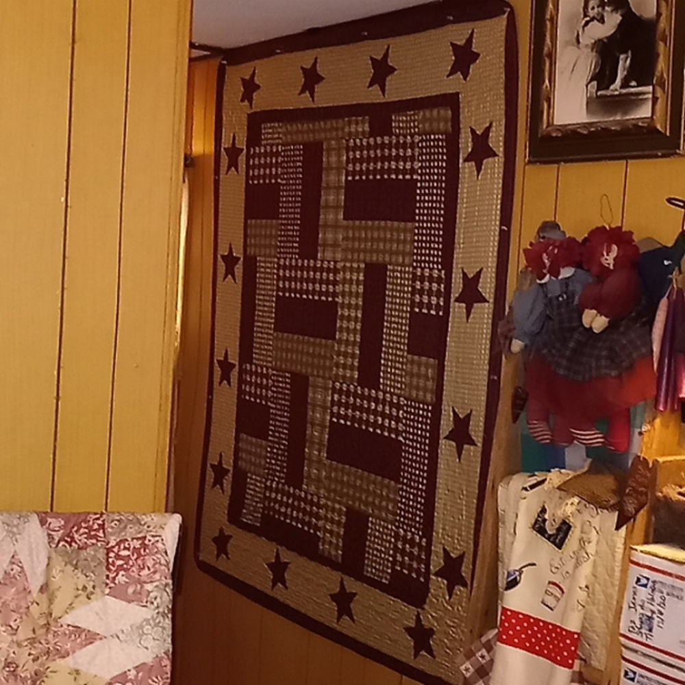 LAST 1!🍁50" BY 60"🍁~ RUSTIC FARMHOUSE LIGHTWEIGHT QUILT THROW(CH) PRICE FIRM! - Picture 8 of 11
